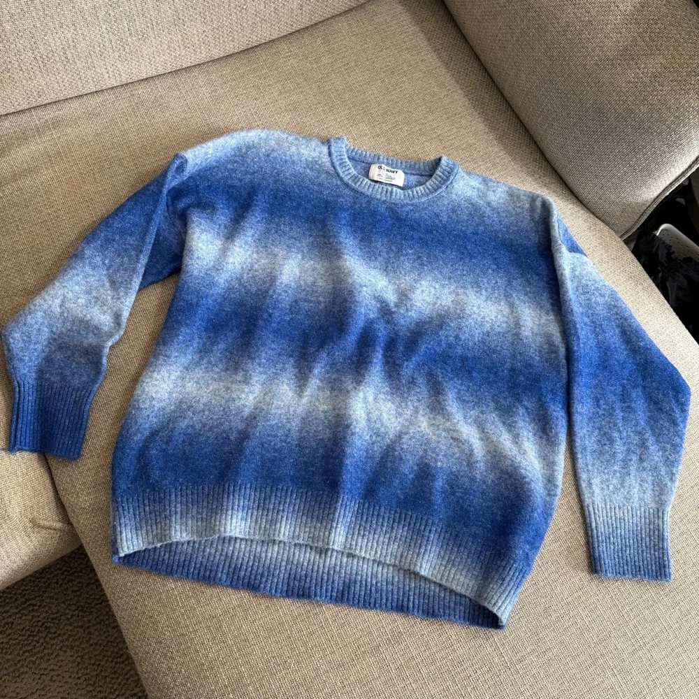 Old Navy Blue Ombre Crewneck Sweater - Picture 3 of 8